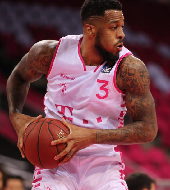 经缩减至 经缩减至