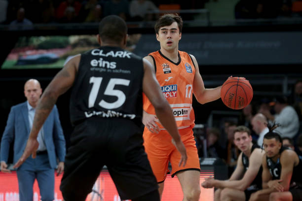 但任何违背 但任何违背