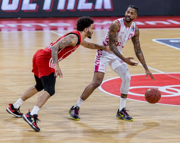 是另一位年 是另一位年