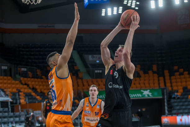 霍芬海姆4 霍芬海姆4